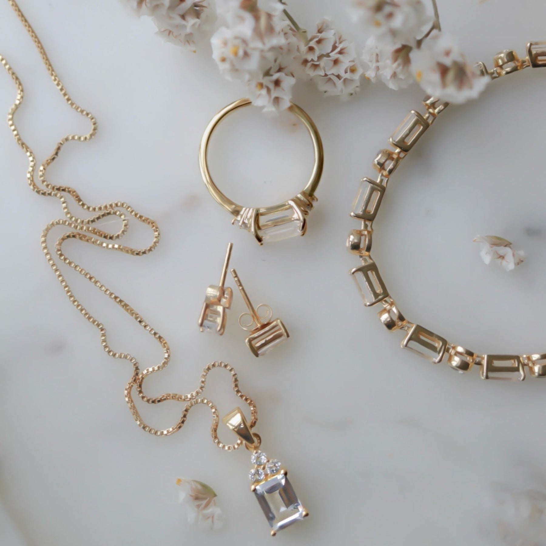 Flora Necklace - Gold