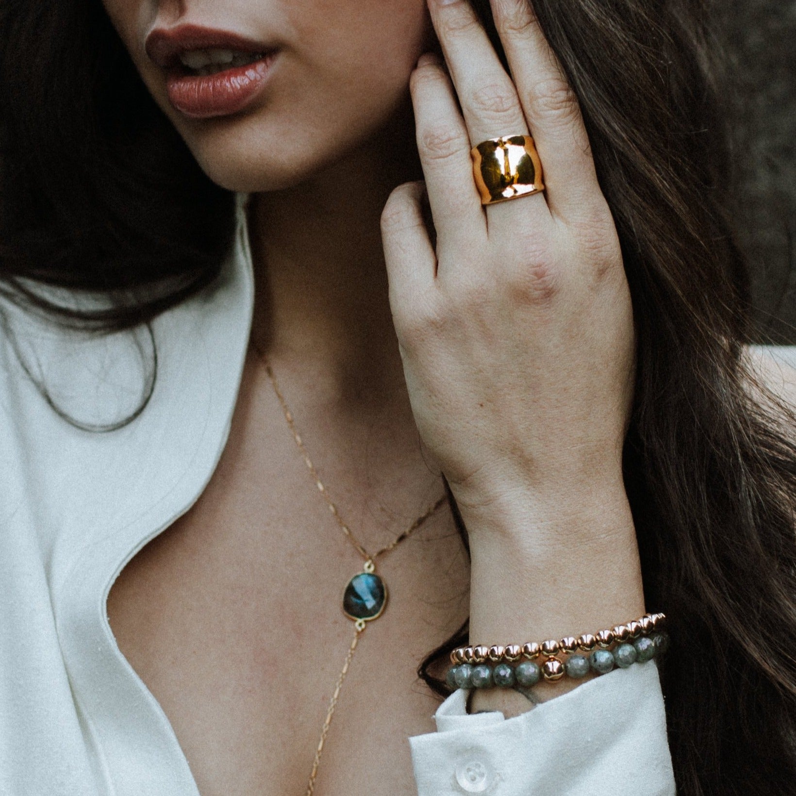 Lariat Stone | Labradorite