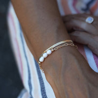 Chlöe Petite Pearl Bracelet - Gold