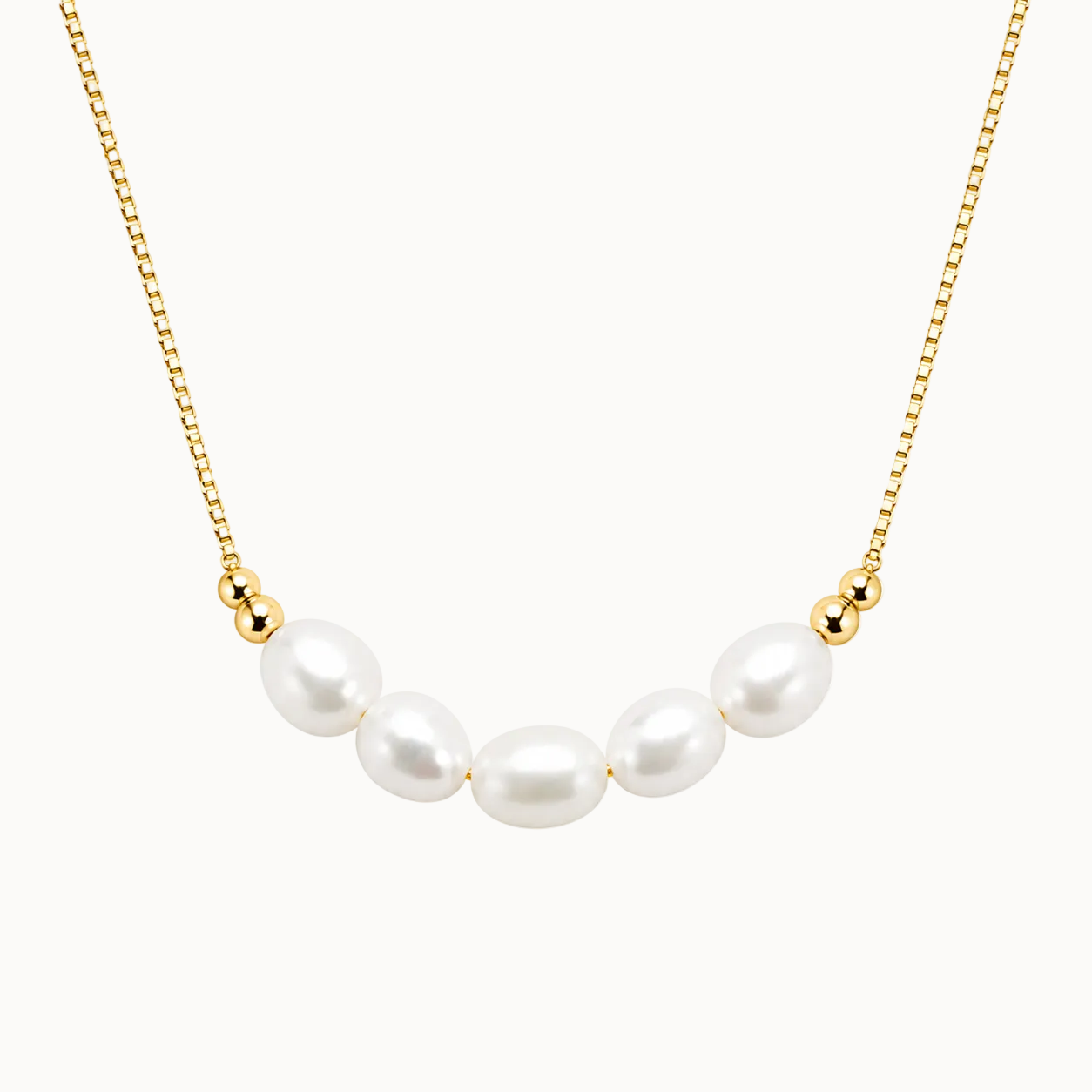 Pearl Chic Necklace