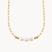 Chlöe Pearl Trio Necklace