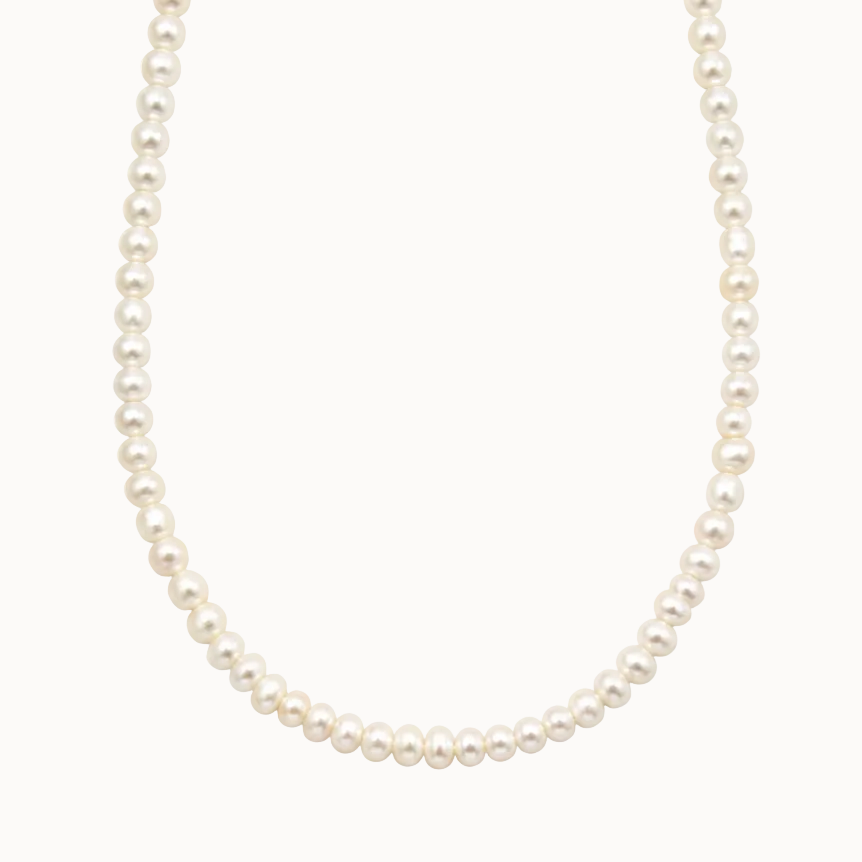 Petite Classic Pearl