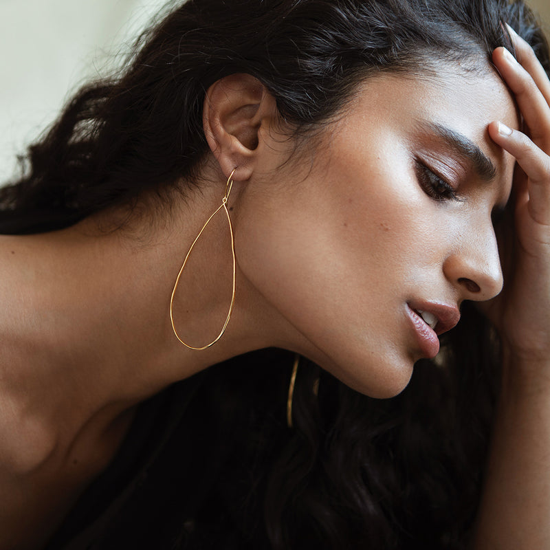 Delicate Raindrop Hoops | Gold
