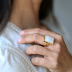 Valencia | Moonstone